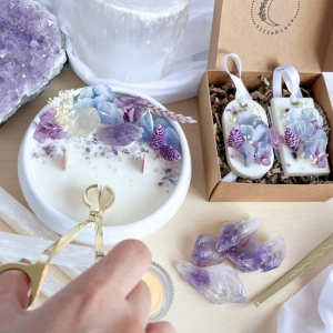 Blossom-Candle-Amora-Flowers-Crystals-__