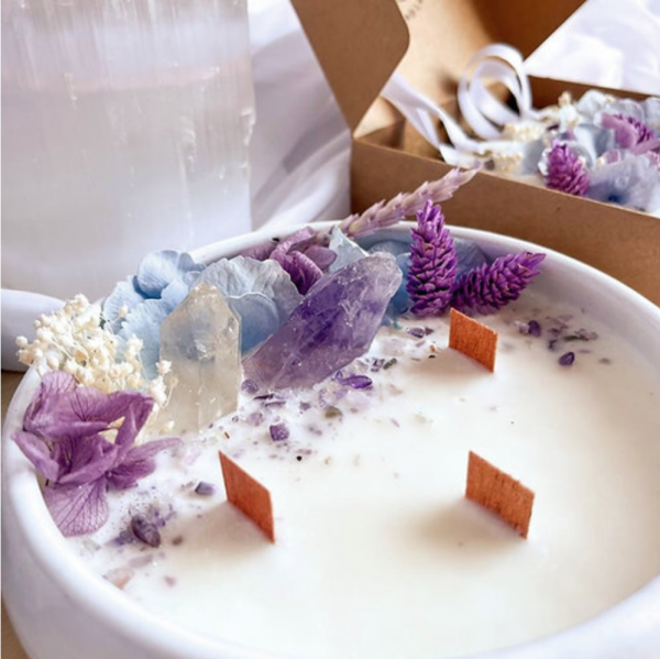 Blossom-Candle-Amora-Flowers-Crystals