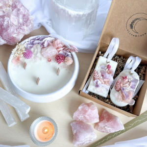 Blossom-Candle-Violeta-Flowers-Crystals